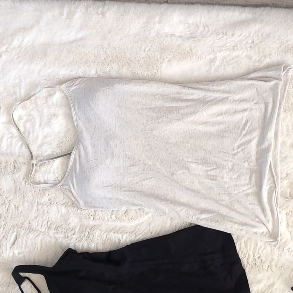 Authentic Lululemon tops - Picture 5 of 11